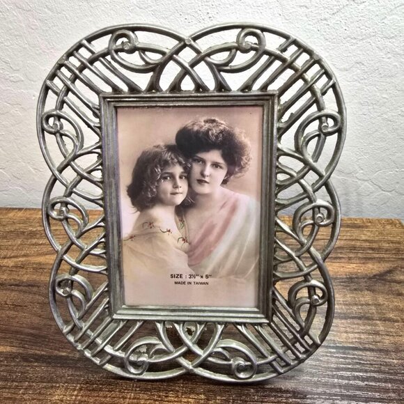 Unbranded Other - Vintage Silver Scroll Work Metal Picture Frame 3.5" X 5"